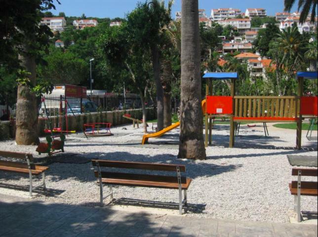 Beachfront Luxury Complex 2Bd Sunset Apartment Dubrovnik Eksteriør billede